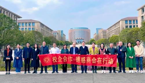 说明: https://www.lzy.edu.cn/__local/0/47/A2/F9EC6DB27B9D9300F8470B6C8B4_EF003E35_1A15E.png
